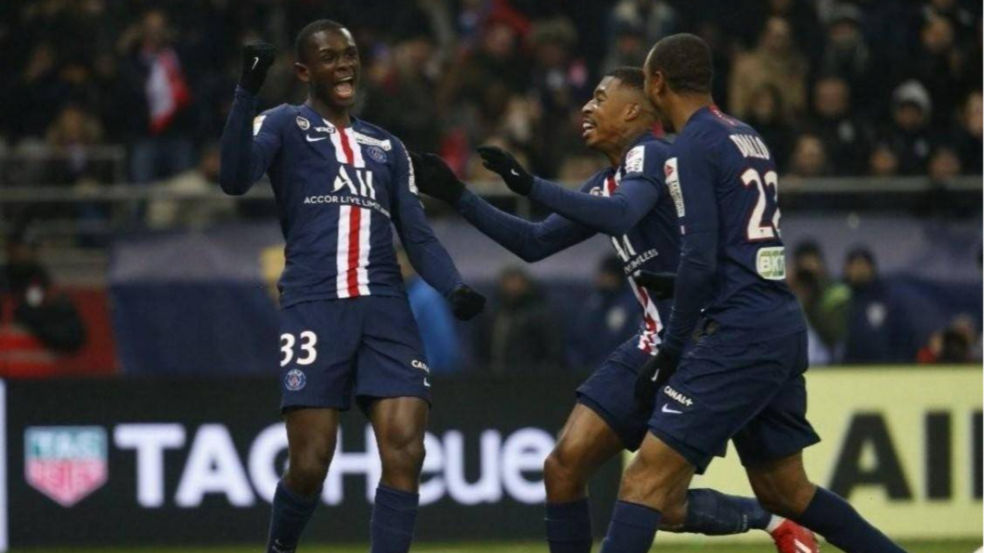 赛前德国国家队备战法联杯，单刀错失细节流出，气氛紧张，更衣室氛围转暖的简单介绍